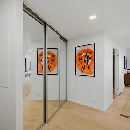 Διαμέρισμα Skyline Views | Sauna | 10th Floor | Tripla | 2br