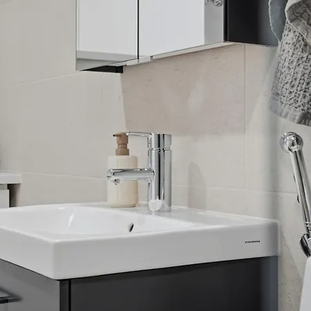 Skyline Views | Sauna | 10th Floor | Tripla | 2br *