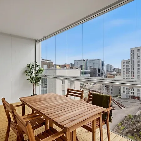 Skyline Views | Sauna | 10th Floor | Tripla | 2br Lejlighed Helsinki